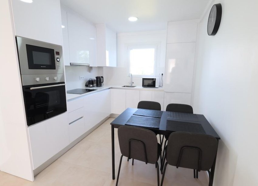 Resale - Apartament / Duplex - Orihuela Costa - La Zenia