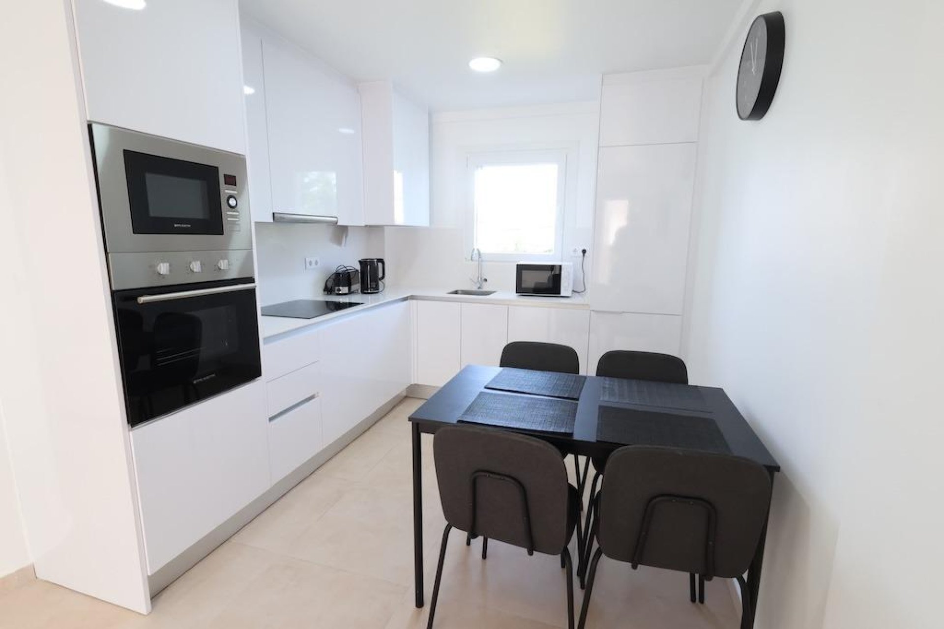 Resale - Apartament / Duplex - Orihuela Costa - La Zenia