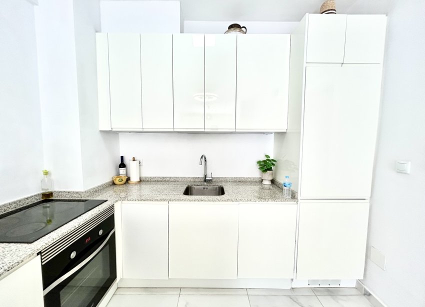 Resale - Apartament / Duplex - Orihuela Costa - La Zenia