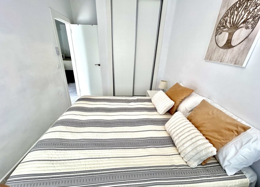 Resale - Apartament / Duplex - Orihuela Costa - La Zenia
