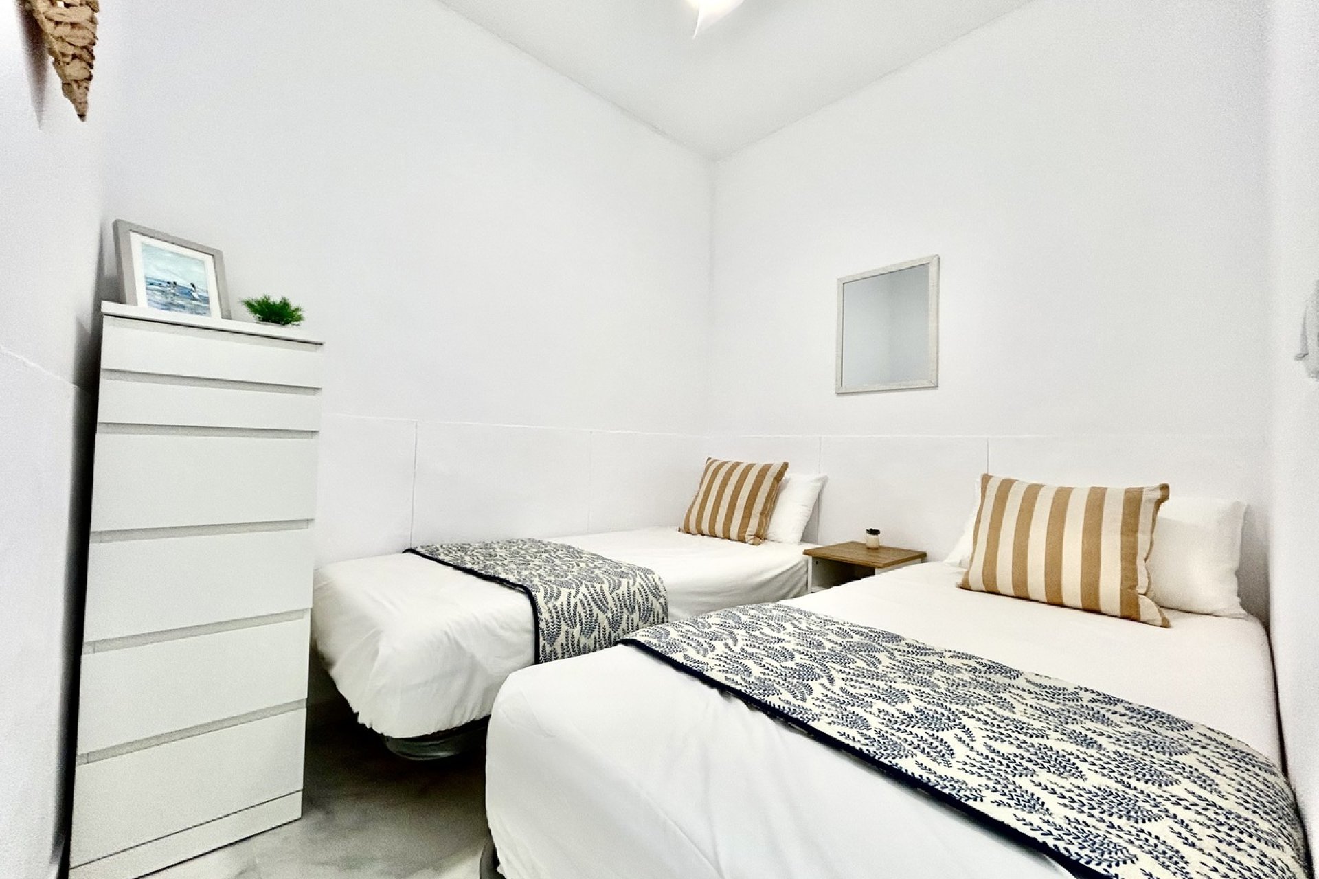 Resale - Apartament / Duplex - Orihuela Costa - La Zenia