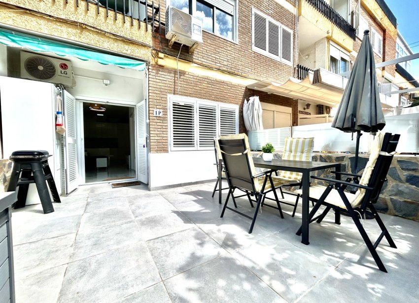 Resale - Apartament / Duplex - Orihuela Costa - La Zenia