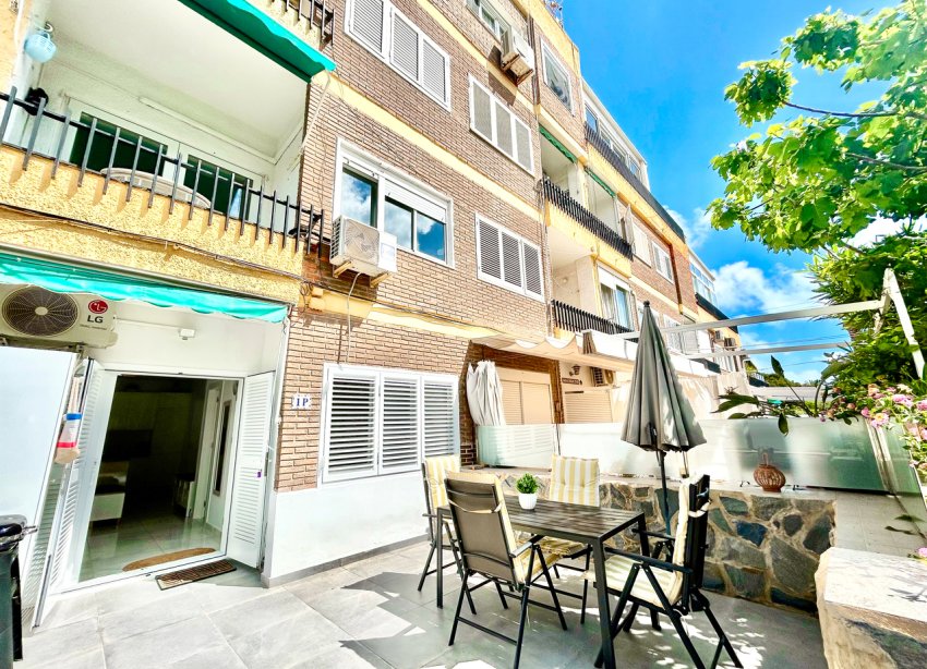 Resale - Apartament / Duplex - Orihuela Costa - La Zenia