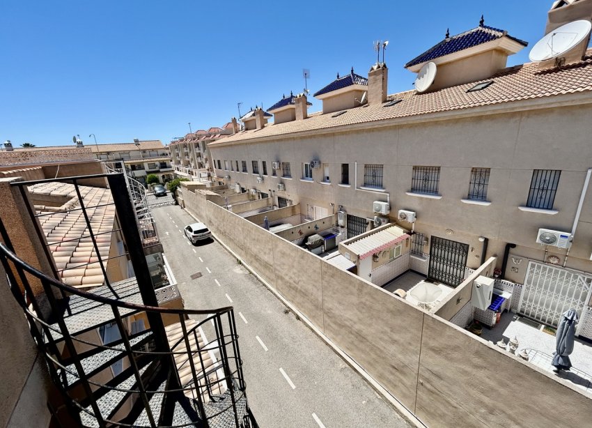 Resale - Apartament / Duplex - Orihuela Costa - La Zenia