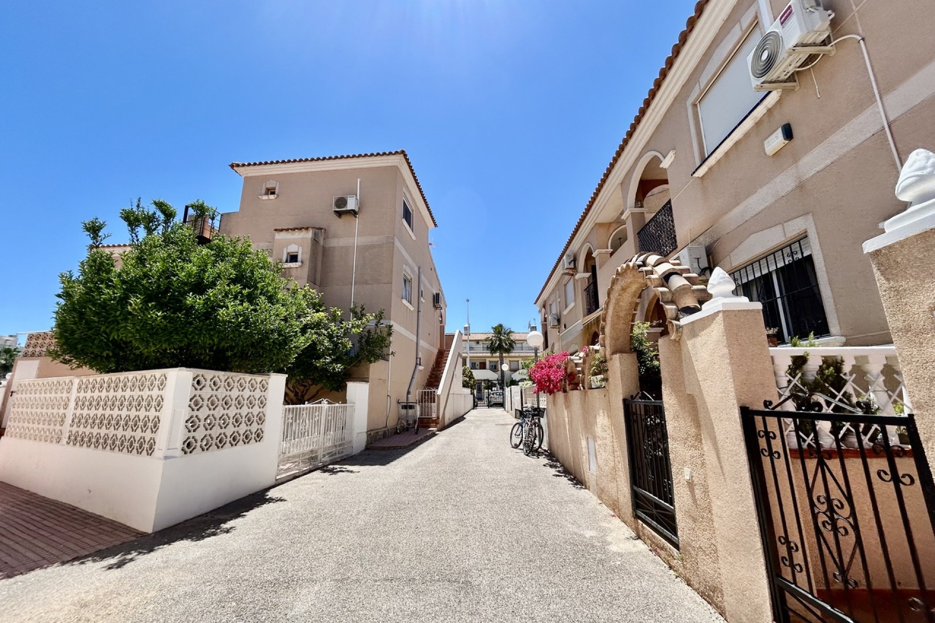 Resale - Apartament / Duplex - Orihuela Costa - La Zenia