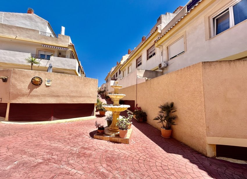 Resale - Apartament / Duplex - Orihuela Costa - La Zenia