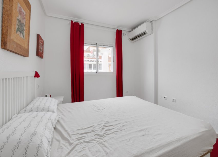 Resale - Apartament / Duplex - Orihuela Costa - La Zenia