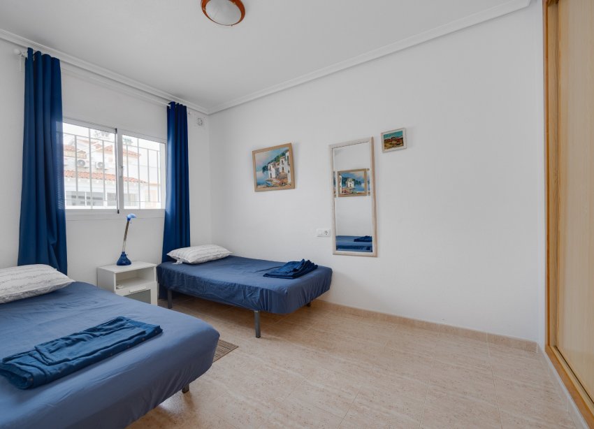 Resale - Apartament / Duplex - Orihuela Costa - La Zenia