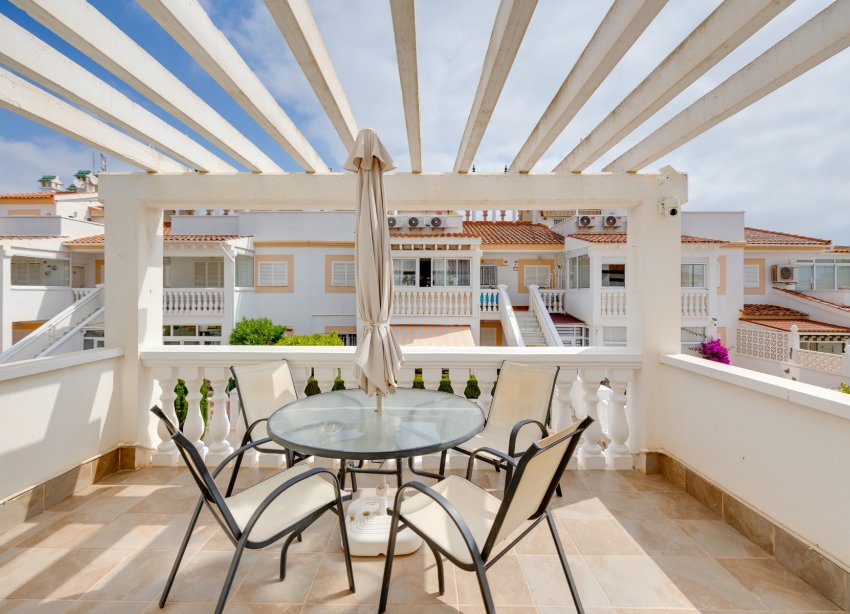 Resale - Apartament / Duplex - Orihuela Costa - La Zenia
