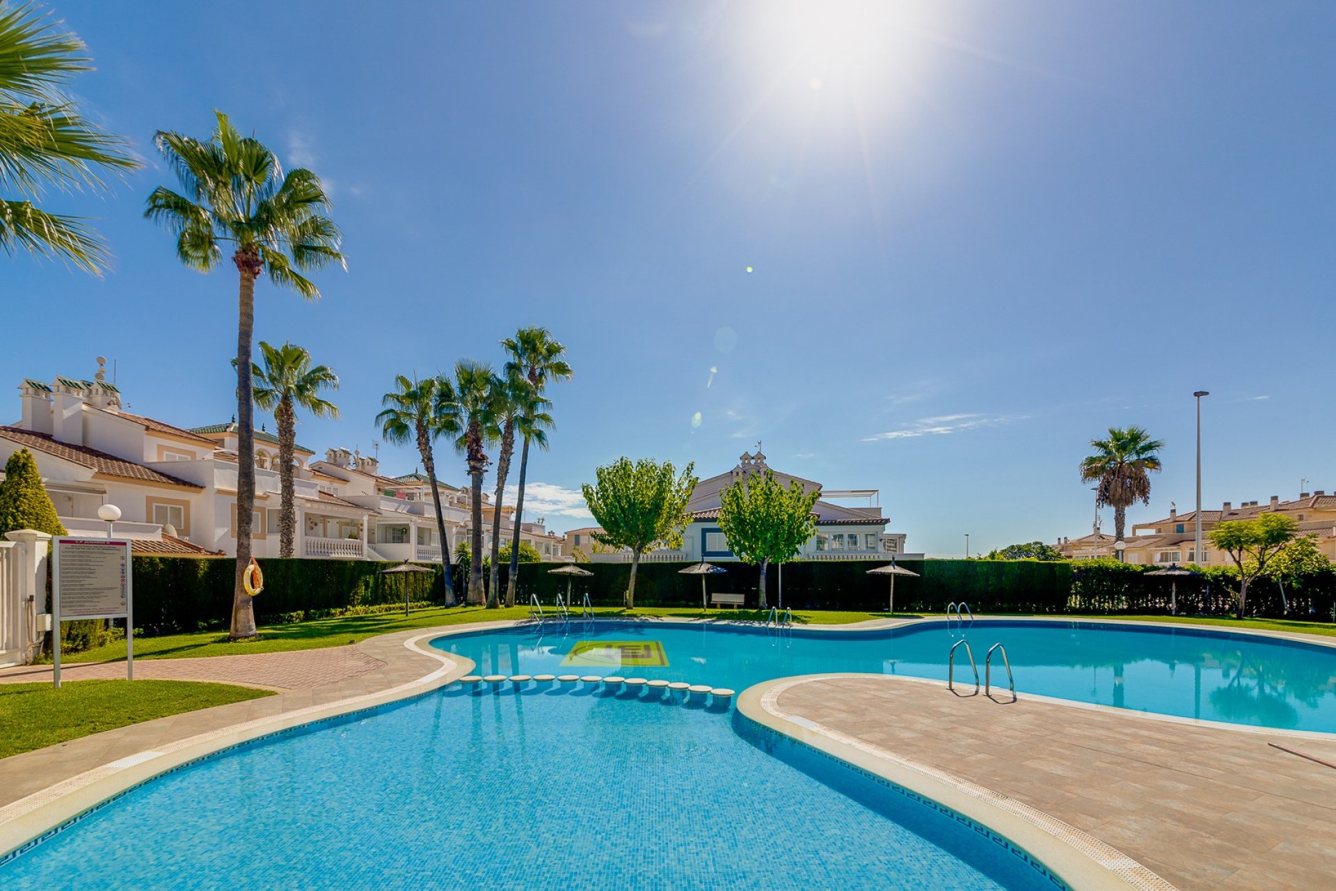 Resale - Apartament / Duplex - Orihuela Costa - La Zenia