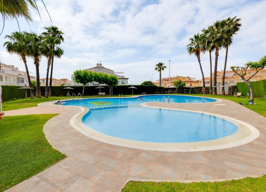 Resale - Apartament / Duplex - Orihuela Costa - La Zenia