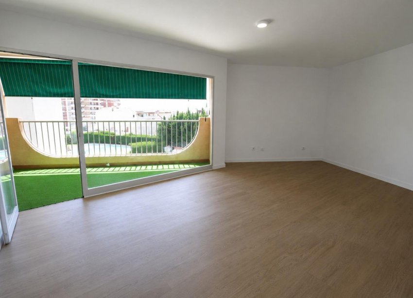Resale - Apartament / Duplex - Orihuela Costa - La Zenia