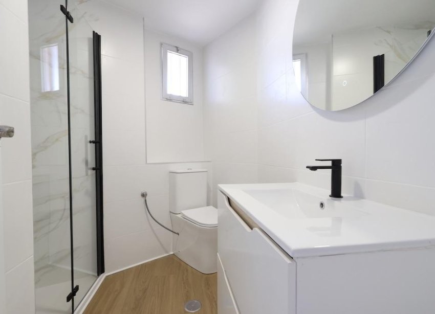 Resale - Apartament / Duplex - Orihuela Costa - La Zenia