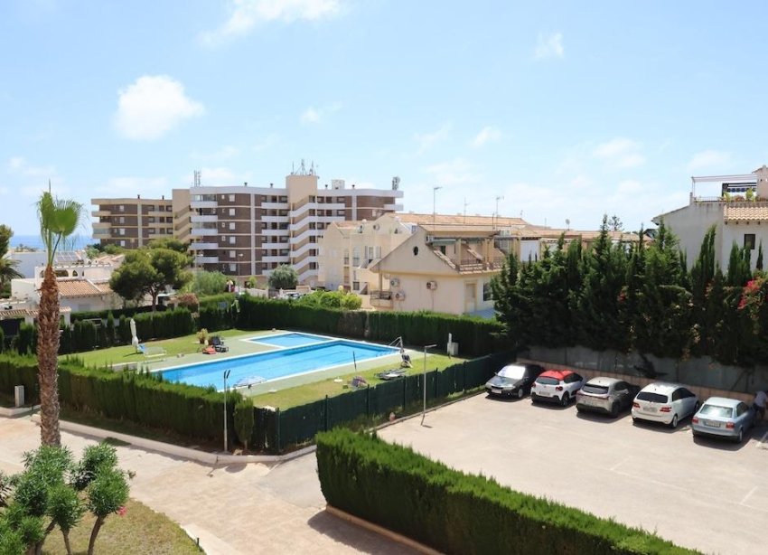Resale - Apartament / Duplex - Orihuela Costa - La Zenia