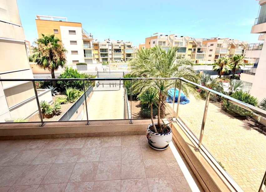 Resale - Apartament / Duplex - Orihuela Costa - La Zenia