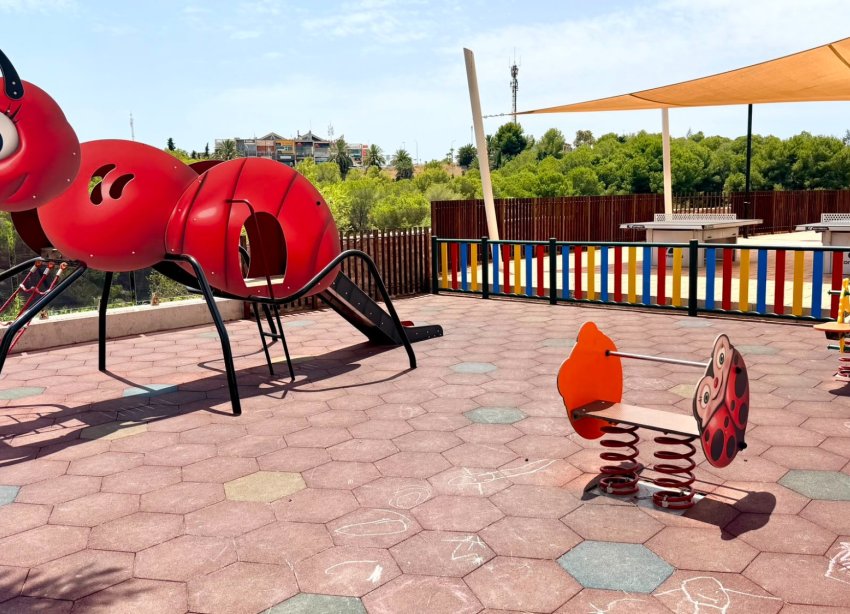 Resale - Apartament / Duplex - Orihuela Costa - La Zenia