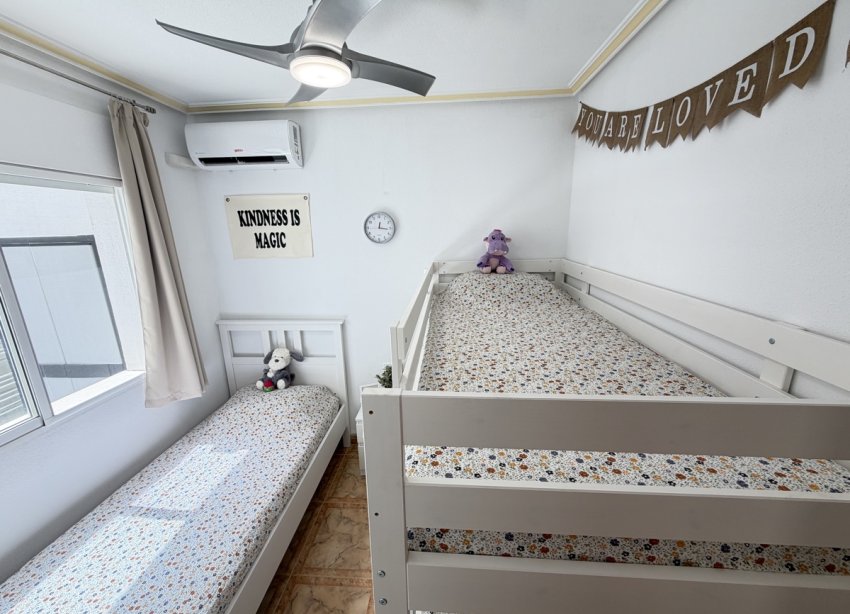 Resale - Apartament / Duplex - Orihuela Costa - La Zenia