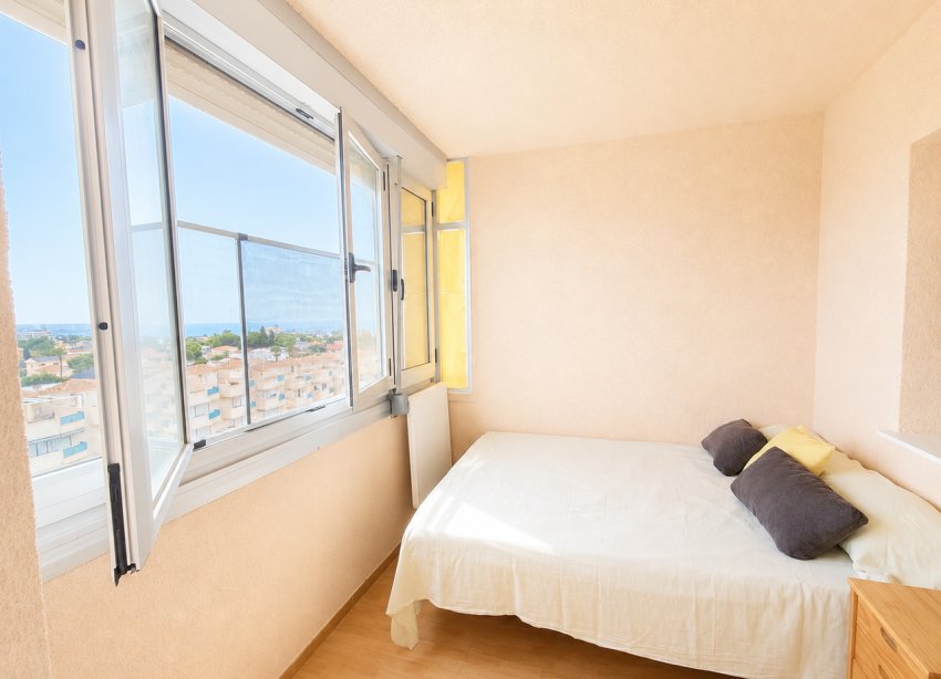 Resale - Apartament / Duplex - Orihuela Costa - La Zenia