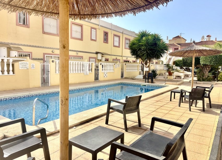 Resale - Apartament / Duplex - Orihuela Costa - La Zenia