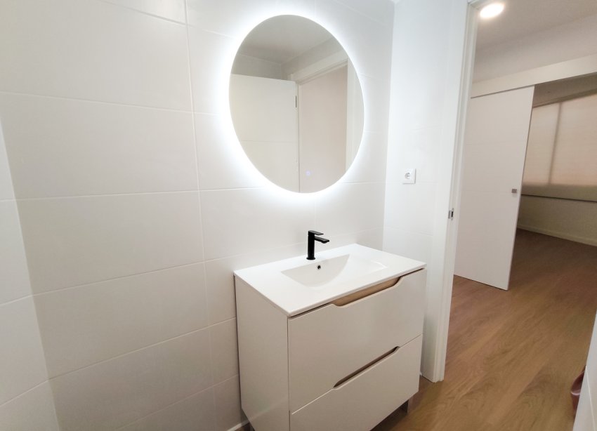 Resale - Apartament / Duplex - Orihuela Costa - La Zenia