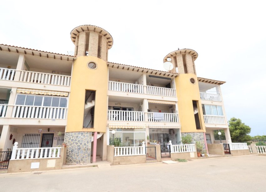 Resale - Apartament / Duplex - Orihuela Costa - La Zenia