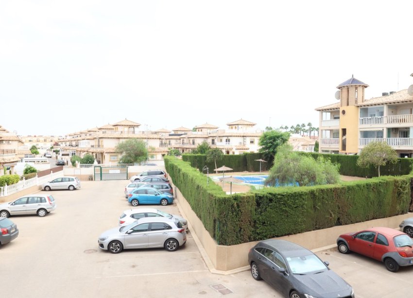 Resale - Apartament / Duplex - Orihuela Costa - La Zenia