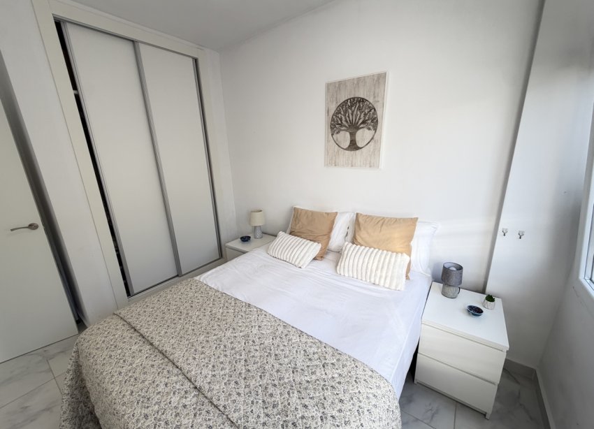 Resale - Apartament / Duplex - Orihuela Costa - La Zenia
