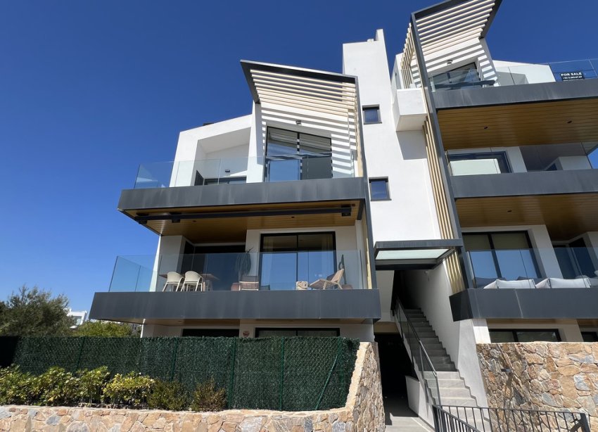 Resale - Apartament / Duplex - Orihuela Costa - Las Colinas Golf