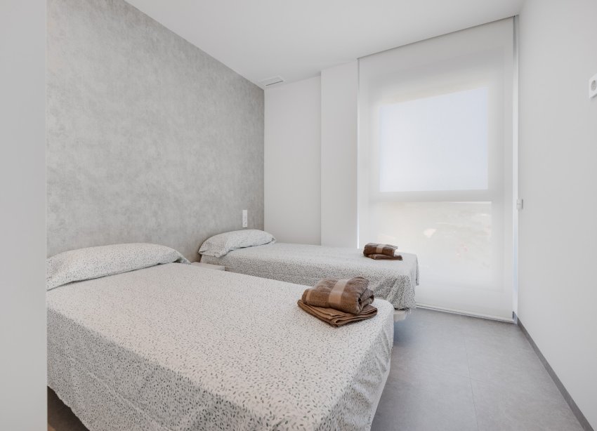 Resale - Apartament / Duplex - Orihuela Costa - Las Colinas Golf