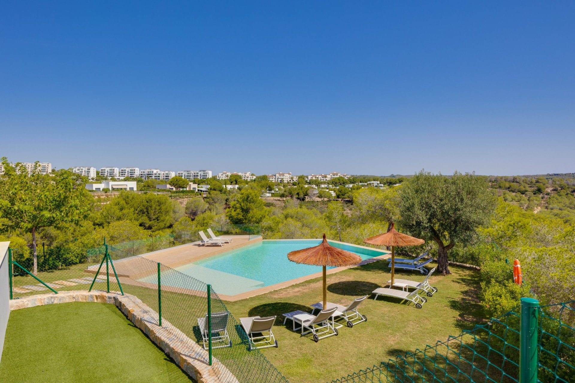 Resale - Apartament / Duplex - Orihuela Costa - Las Colinas Golf