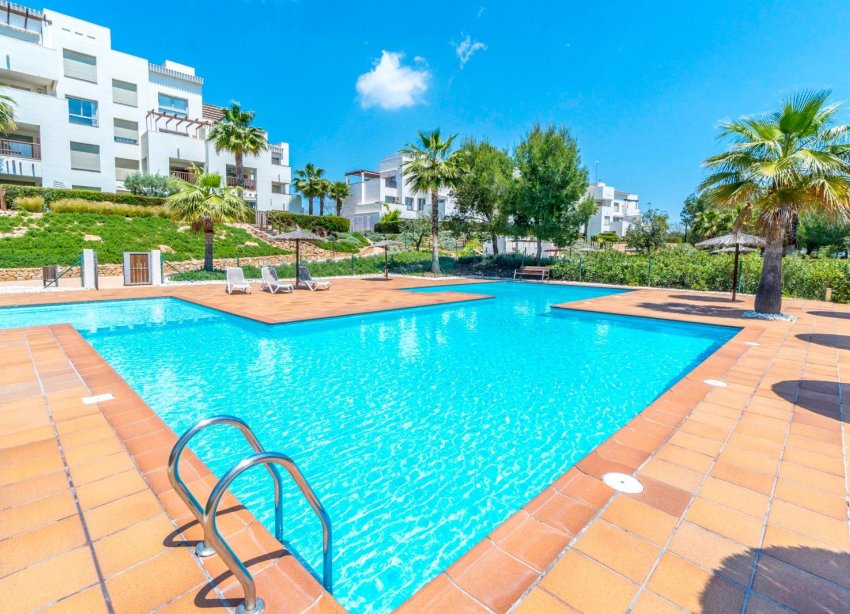 Resale - Apartament / Duplex - Orihuela Costa - Las Colinas Golf
