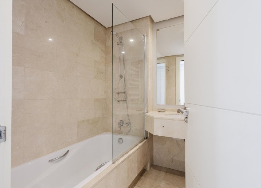 Resale - Apartament / Duplex - Orihuela Costa - Las Colinas Golf