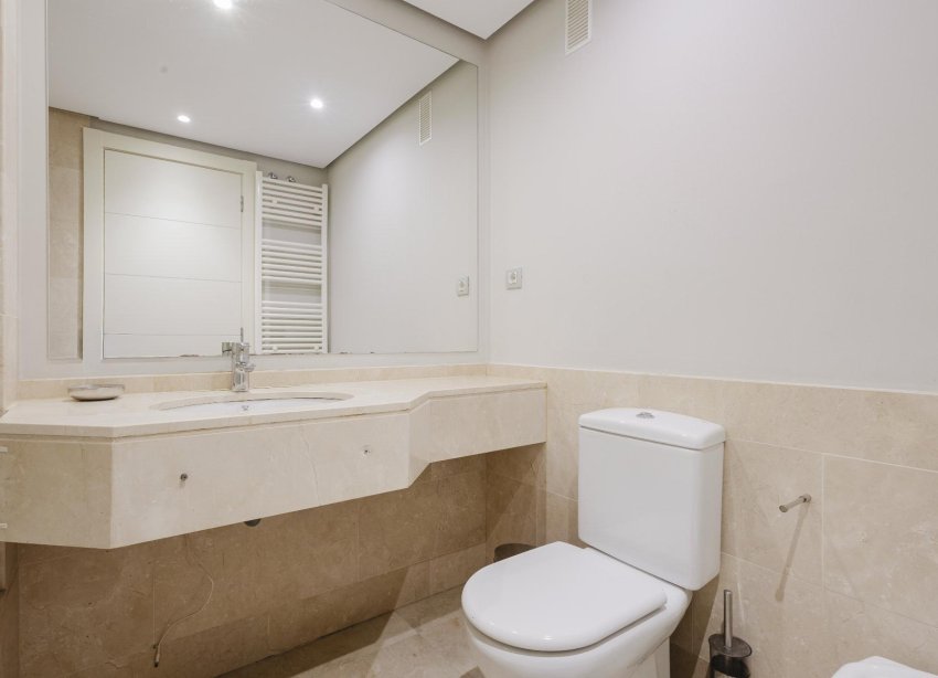 Resale - Apartament / Duplex - Orihuela Costa - Las Colinas Golf