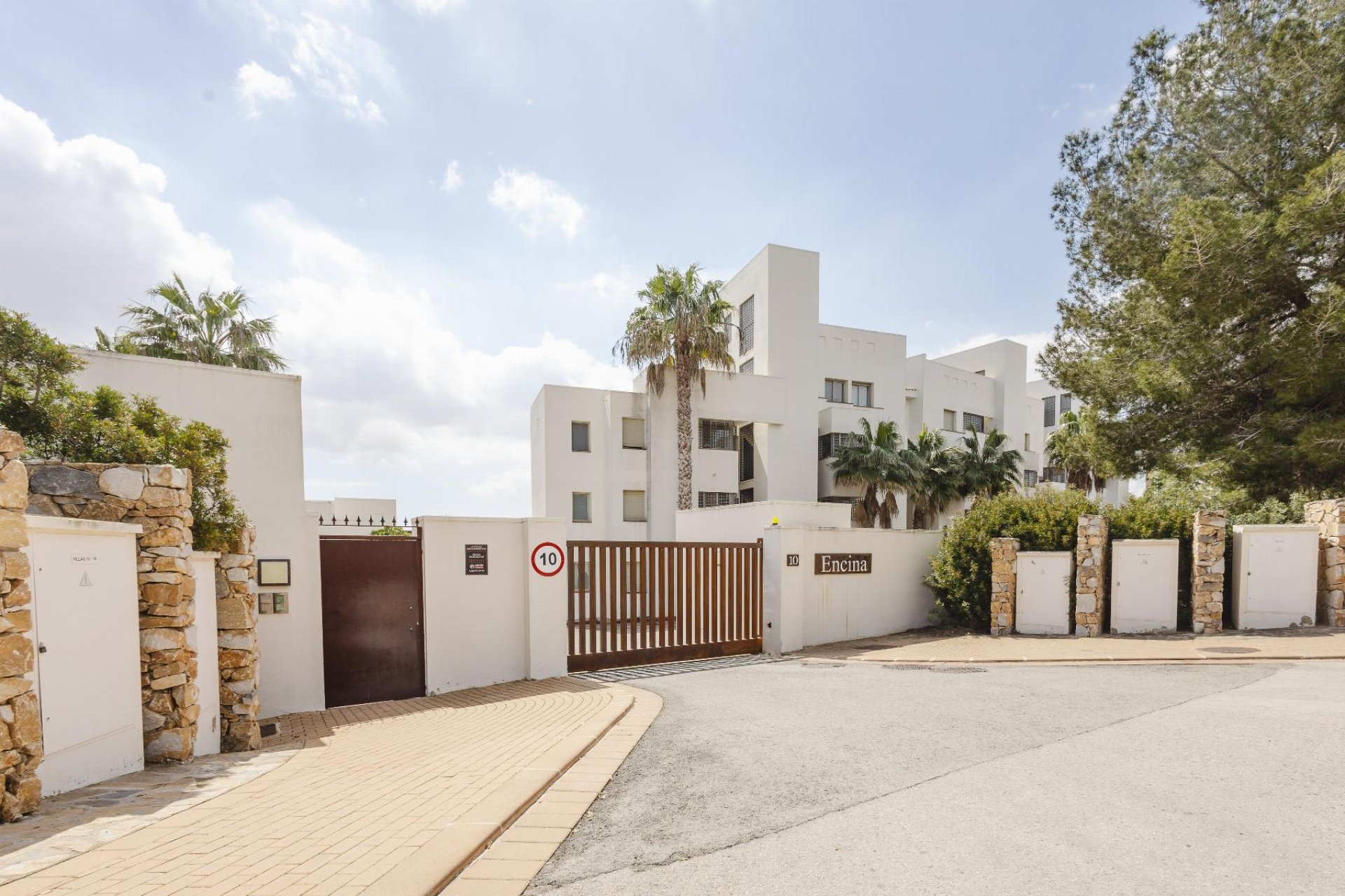 Resale - Apartament / Duplex - Orihuela Costa - Las Colinas Golf