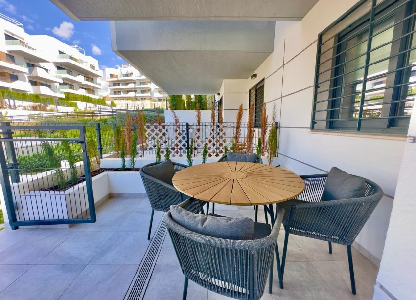 Resale - Apartament / Duplex - Orihuela Costa - Las Filipinas