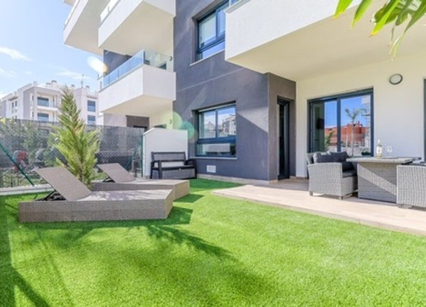 Resale - Apartament / Duplex - Orihuela Costa - Las Filipinas