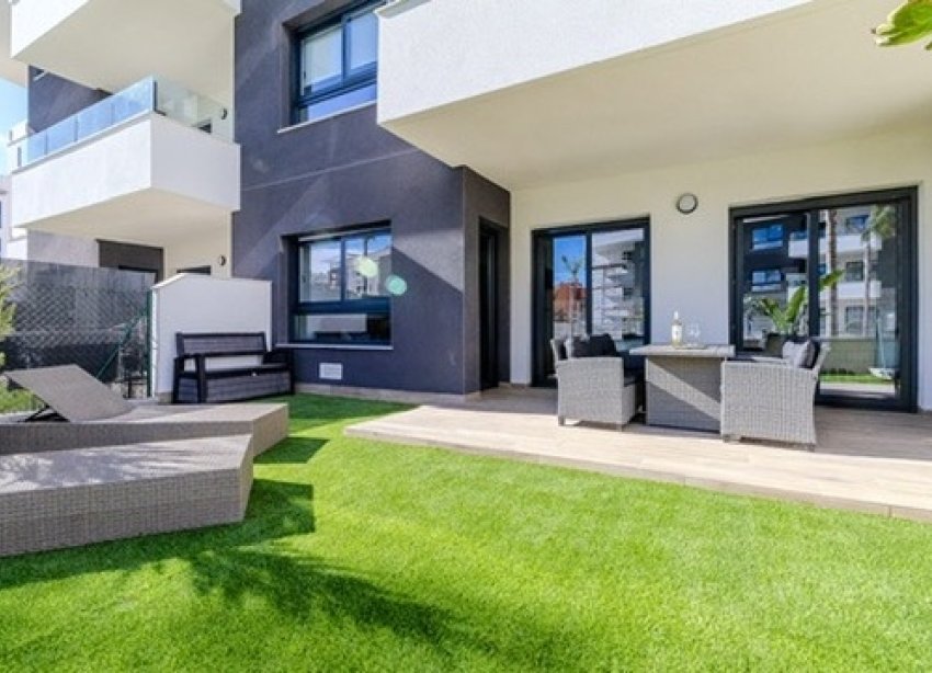 Resale - Apartament / Duplex - Orihuela Costa - Las Filipinas