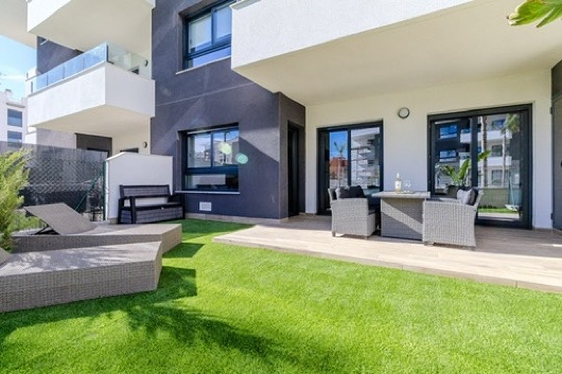 Resale - Apartament / Duplex - Orihuela Costa - Las Filipinas