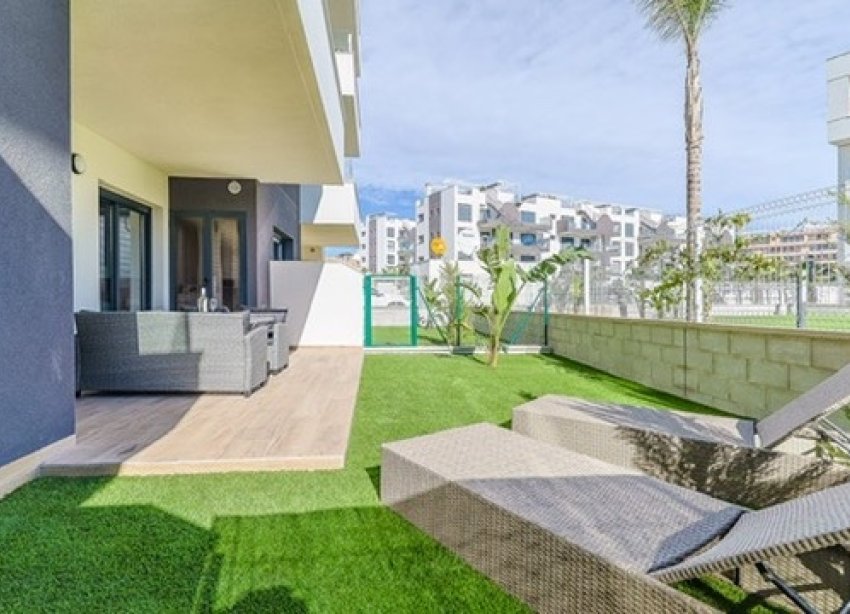 Resale - Apartament / Duplex - Orihuela Costa - Las Filipinas