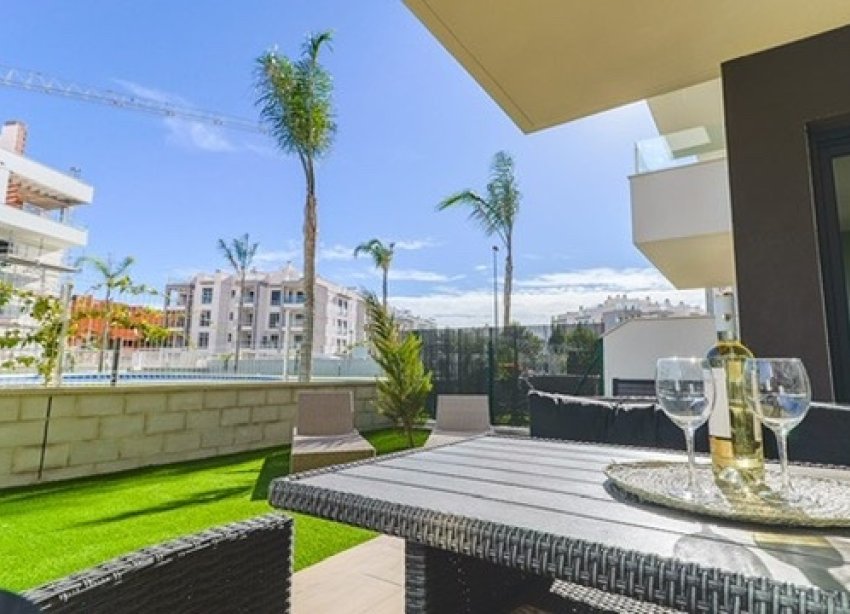 Resale - Apartament / Duplex - Orihuela Costa - Las Filipinas