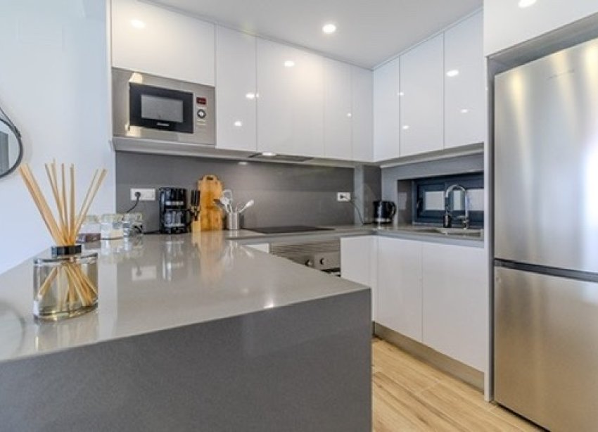 Resale - Apartament / Duplex - Orihuela Costa - Las Filipinas