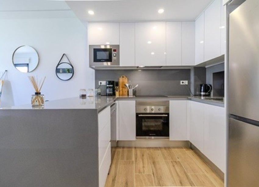 Resale - Apartament / Duplex - Orihuela Costa - Las Filipinas