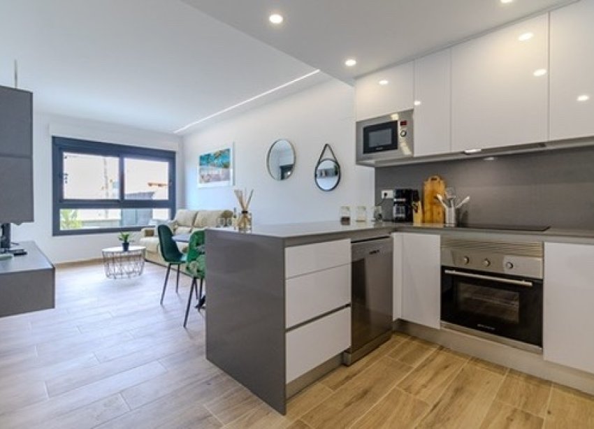 Resale - Apartament / Duplex - Orihuela Costa - Las Filipinas