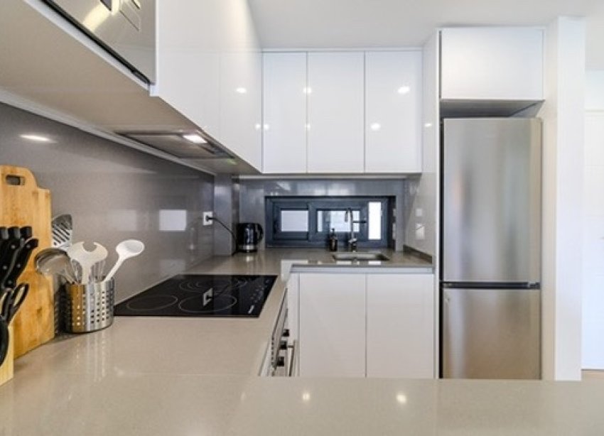 Resale - Apartament / Duplex - Orihuela Costa - Las Filipinas