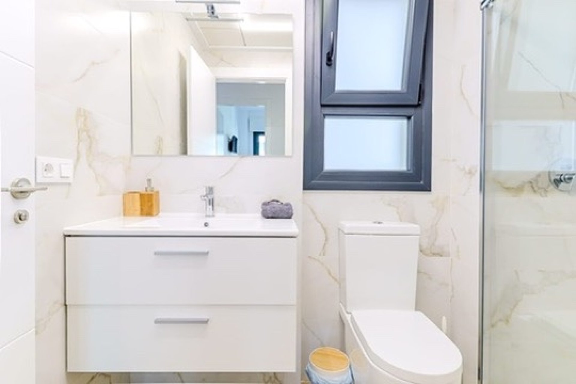 Resale - Apartament / Duplex - Orihuela Costa - Las Filipinas