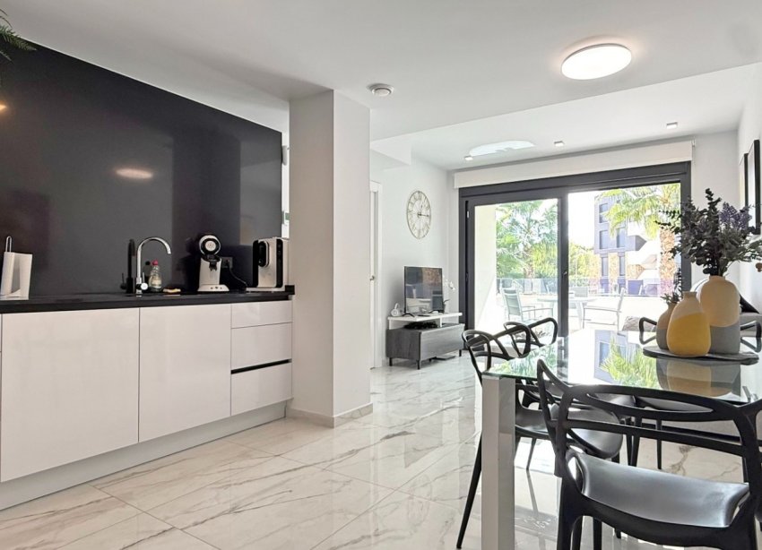 Resale - Apartament / Duplex - Orihuela Costa - Los Altos