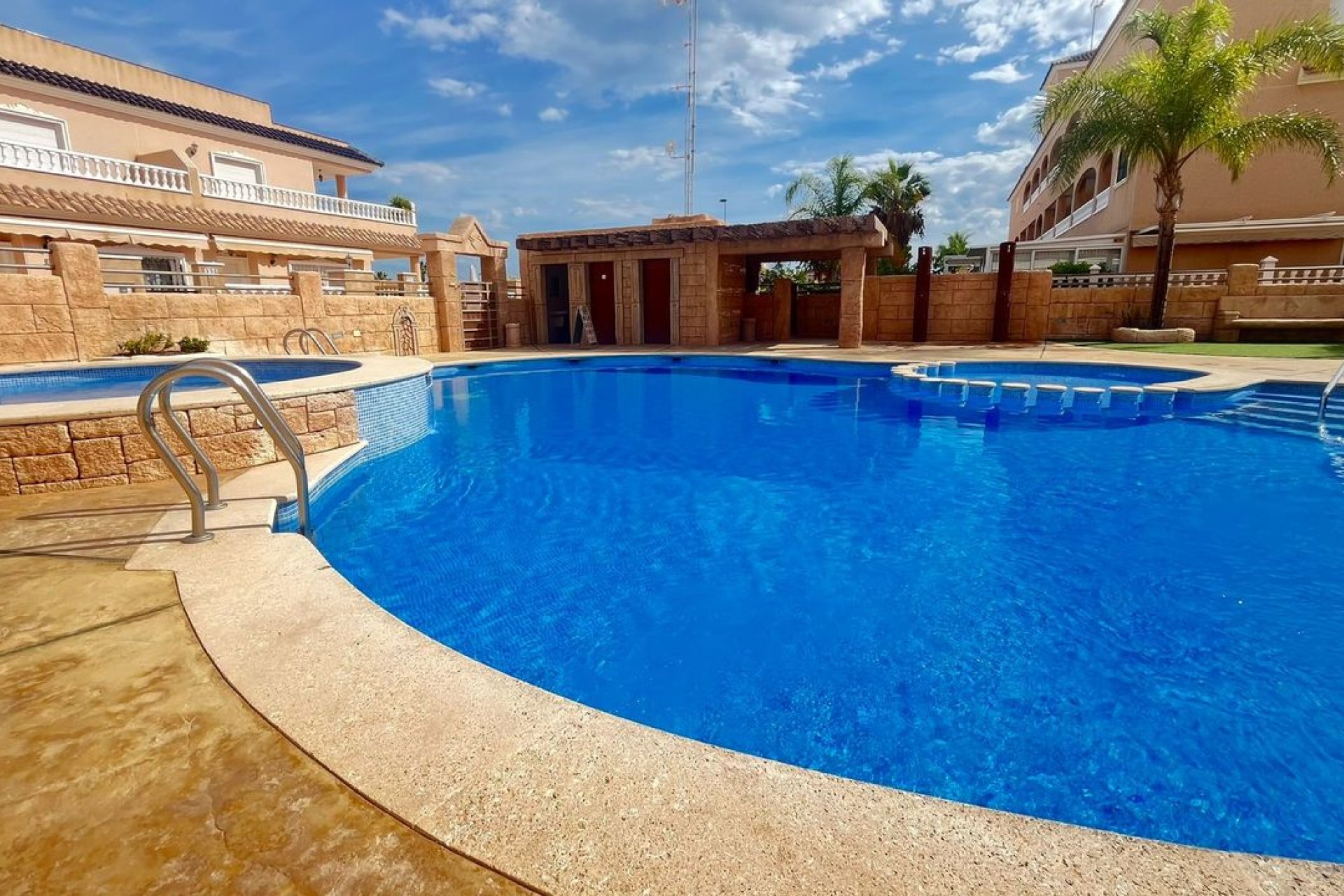 Resale - Apartament / Duplex - Orihuela Costa - Los Dolses