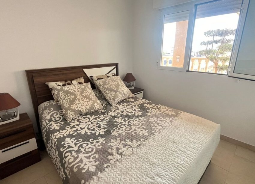 Resale - Apartament / Duplex - Orihuela Costa - Los Dolses