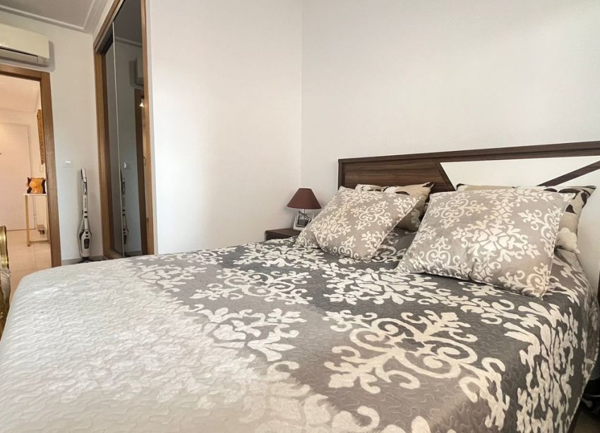 Resale - Apartament / Duplex - Orihuela Costa - Los Dolses