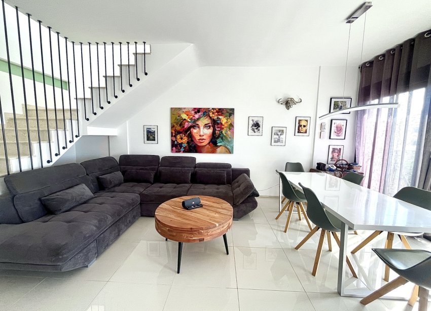 Resale - Apartament / Duplex - Orihuela Costa - Los Dolses